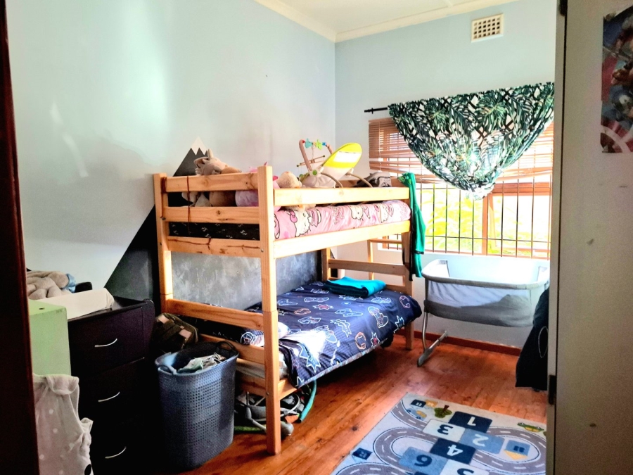 5 Bedroom Property for Sale in Oakdale Western Cape